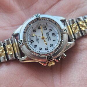 Vintage Sharp OPTI-GLO Ladies Wristwatch Silver Gold Stretched Metal Band Watch